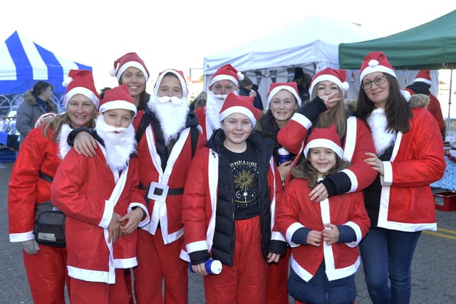 Sovereign Harbour Santa Stroll (Pic by Jon Rigby)