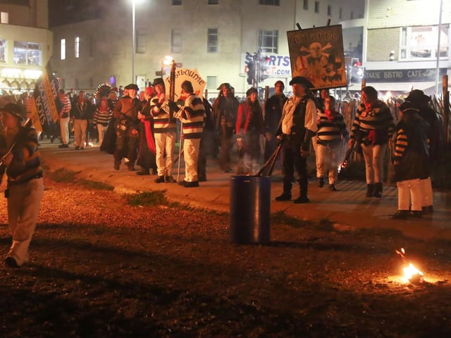 Hastings Bonfire 2026. Photos by Andrew Clifton
