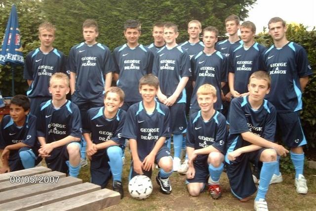 Worthing United U15s in May 2007