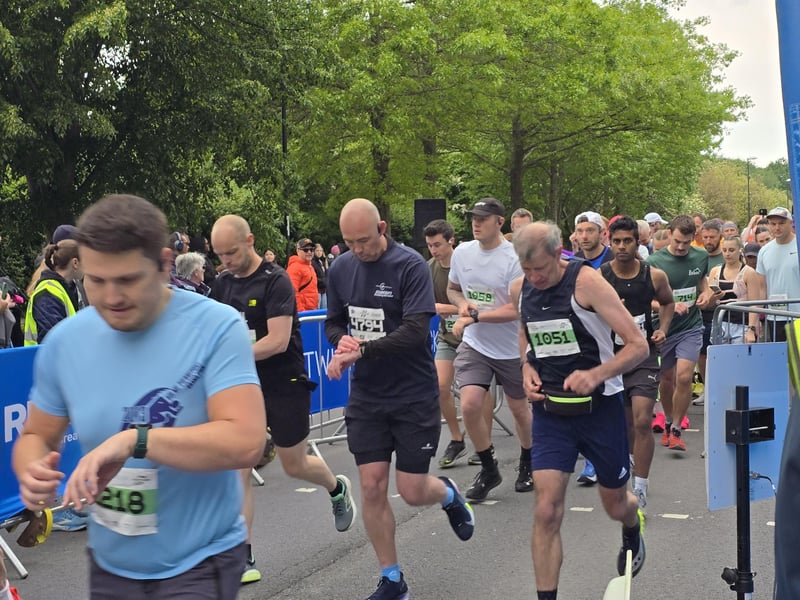 Run Gatwick 2026 half marathon and 5k