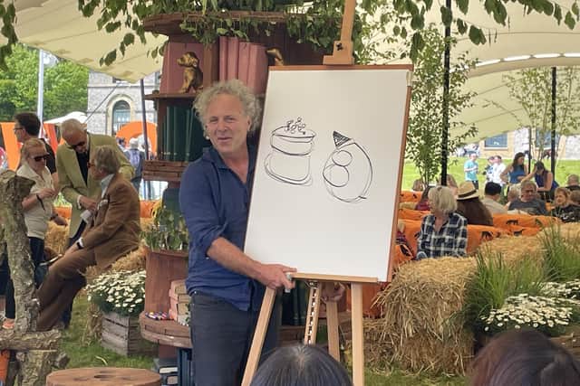 Charlie taught the audience how to draw his loveable characters, including the mole and his beloved cake.