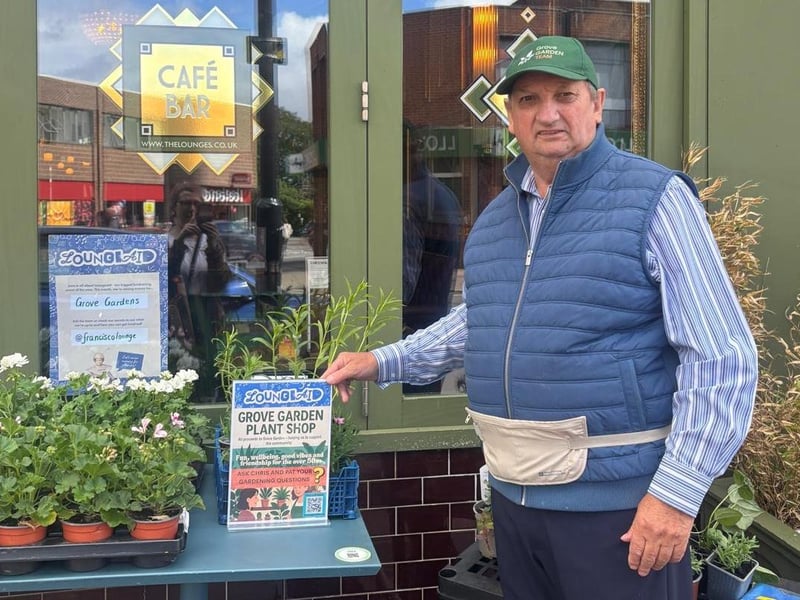 Head gardener Chris Croft selling Grove Garden plants and offering tips