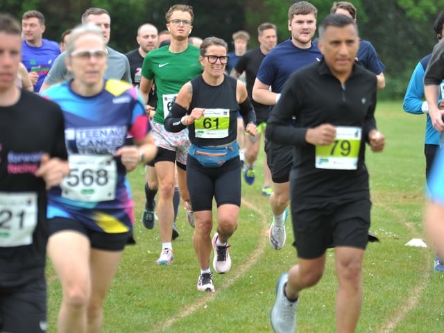 Burgess Hill 10k section of the May bank holiday weekend Mid Sussex Marathon.
Event - Burgess Hill Mid Sussex 10K.
HR26050501. Pic Hollie R/Iconic Media Group : Burgess Hill races at the 2026 Mid Sussex Marathon