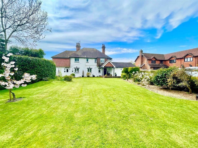 Arlington Road East, Hailsham