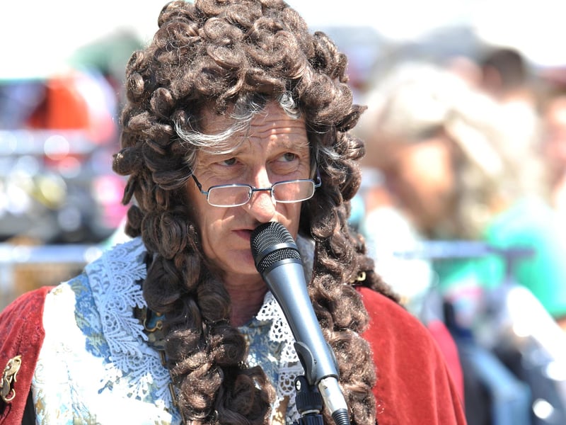 Stepping up the mic. Picture: Steve Robards/Sussex World
