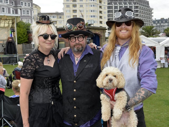 Steampunk Festival Eastbourne 24 (Photo by Jon Rigby)