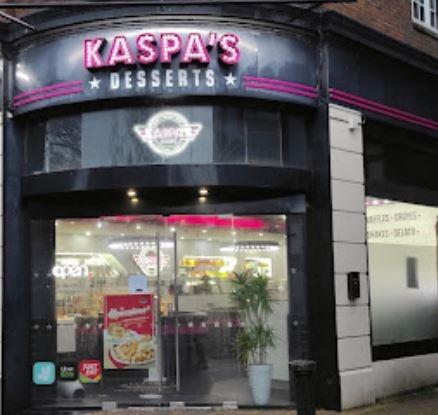 Kaspa's Worthing - This quirky ice cream parlour offers a range of homemade ice creams with unique flavours like Lemon Drizzle and Blueberry Muffin. They also have a variety of toppings and sauces to choose from, making for a personalised ice cream experience.