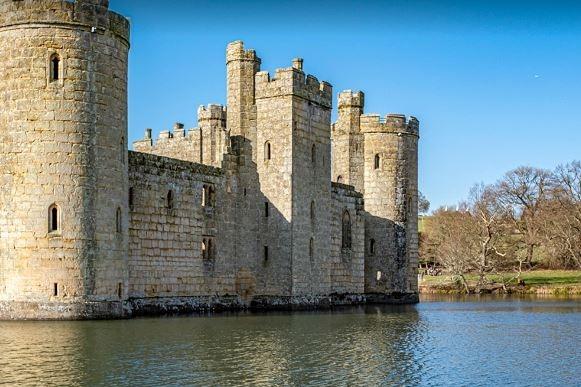 Built in the 14th century, Bodiam Castle is a perfect example of mediaeval architecture and is surrounded by a moat. It has been featured in several movies.