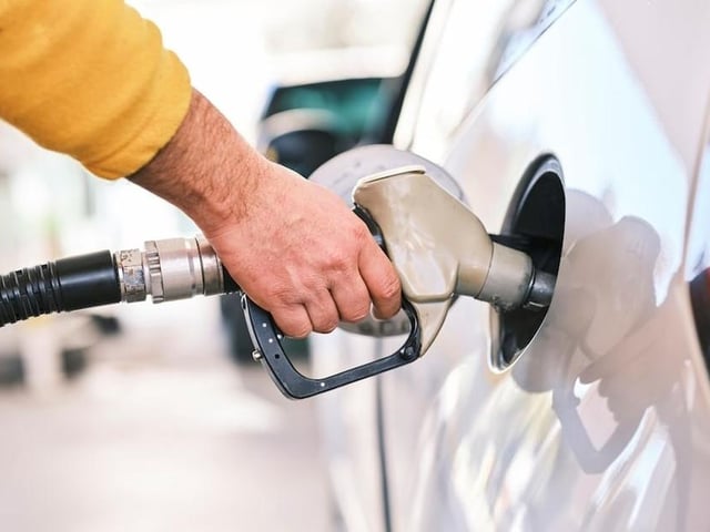 A new report ranks areas in East Sussex based on their lowest price for unleaded petrol