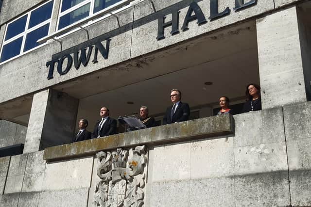 The Crawley Mayor was joined on the Town Hall balcony by cllr Duncan Jones, leader of the Conservative Party in Crawley, Crawley Borough Council leader Michael Jones, Henry Smith MP, deputy Mayor Tahira Rana and chief executive Natalie Brahma-Pearl.