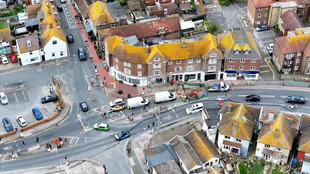 In Pictures: Traffic delayed for over an hour on major Sussex road due to temporary traffic lights