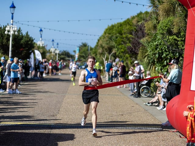 The seventh annual Eastbourne 10k took place in glorious sunshine