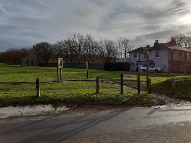 Cross to Nepcote Green and follow the footpath.