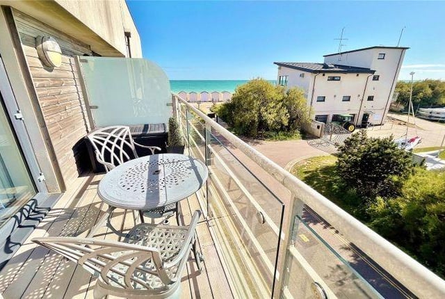 Two bed flat for sale, £425,000.
A beautifully presented, two double bedroom, two bathroom balcony apartment situated in the highly sought after Waterfront development. Inside, there is a spacious living room and large westerly sun balcony with glorious sea views. There is a stylish, large modern kitchen with integrated appliances and two double bedrooms, with the master bedroom boasting fitted wardrobes, its own balcony access and en-suite shower room along with a modern fitted family bathroom.