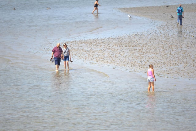 People enjoying the heatwave at Worthing beach 18/07/22. Pic S Robards SR2207181 