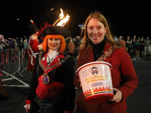 Hastings Bonfire 2025. Photo by Andrew Clifton.