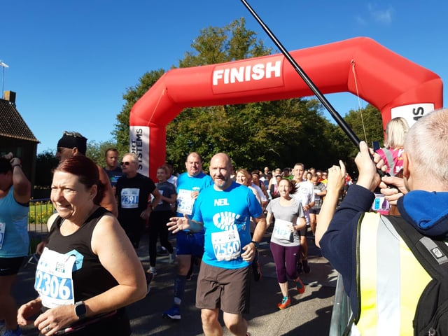Runners mark the 40th anniversary of Run Barns Green.