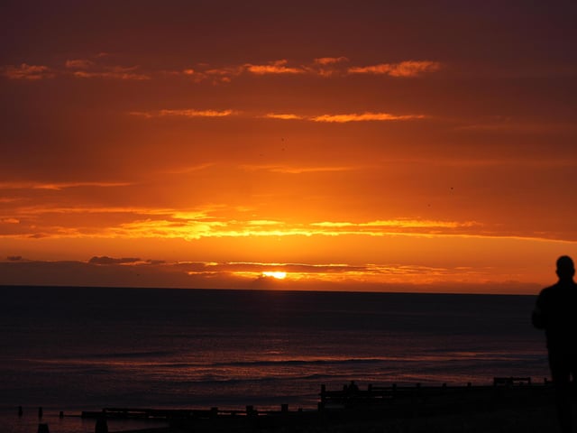 Photographer Eddie Mitchell took these pictures of the stunning sunset in Worthing at the weekend