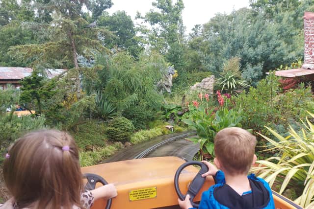 Paultons Park is a day of pure family fun – The Dinosaur Tour Co
