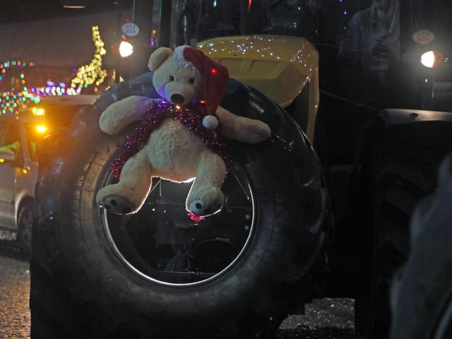 The Christmas Tractor Run 2024 leaving Hastings Old Town on December 21. Photo by Roberts Photographic.