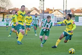 Chichester City take on Ashford United | Picture: Neil Holmes