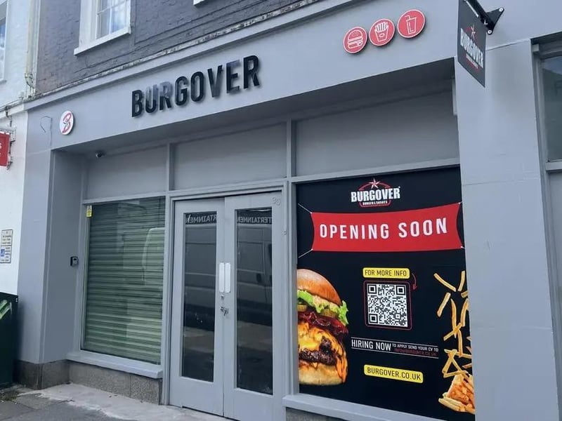 On 30 South Street, the burger chain has opened its doors. The location is next to the former Three Joe’s Pizza spot which has been transformed into Piccolino. A statement from Burgover regarding their philosophy reads: “We believe people deserve real hamburgers - We believe burgers done right make people happy."