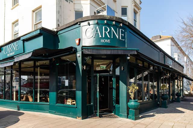 Carne, Hove.