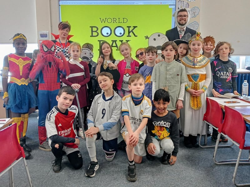 Thomas A' Becket Junior School, Worthing, 3HP