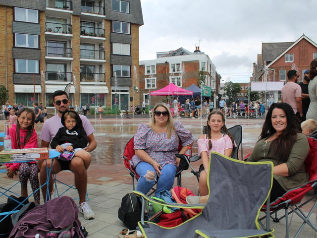Guests make the most of the newly-installed fountains