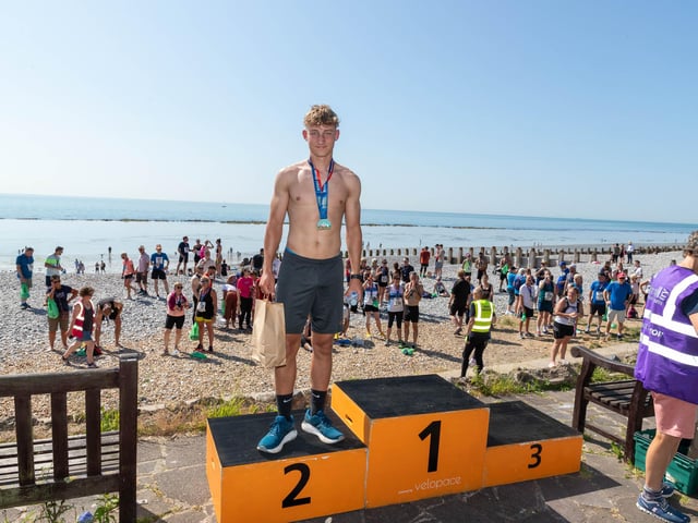 Images by Steven Farley from the 2023 Eastbourne 10k