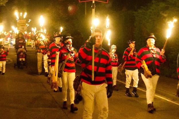 Isfield and Little Horsted Bonfire Society. Photo by Simon Hennessey