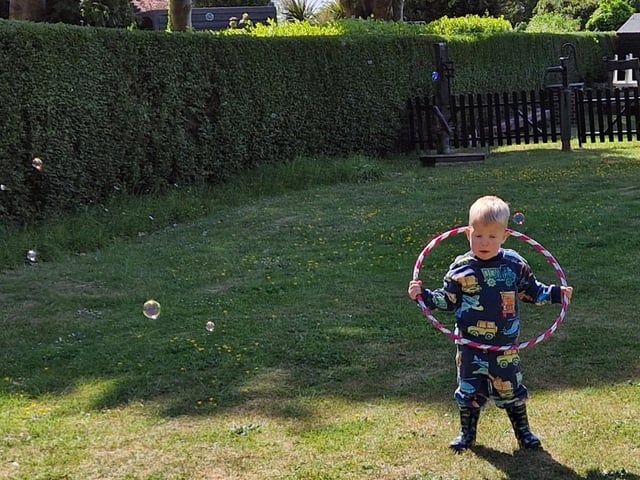 Exploring hoops and bubbles