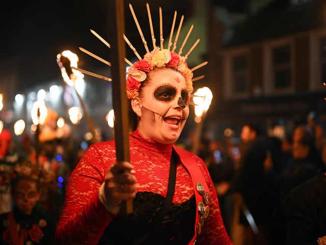 Hailsham Bonfire Procession 2026 (Photo by Jon Rigby)