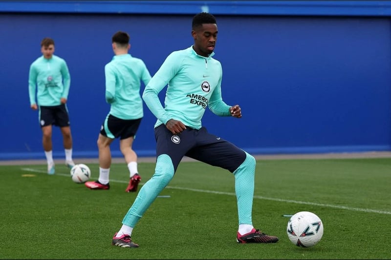 Academy products Imari Samuels and Odel Offiah were seen taking part in first-team training this week. Whilst they will no feature on Sunday, it shows that the club clearly has faith in these youngsters and a potential first-team debut is not too far away.