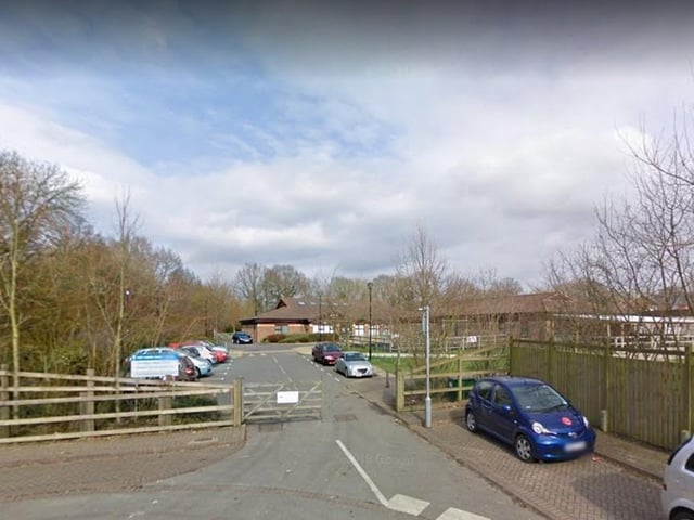 At Castlewood Primary School, 83% of parents who made it their first choice were offered a place for their child. A total of six applicants had the school as their first choice but did not get in.