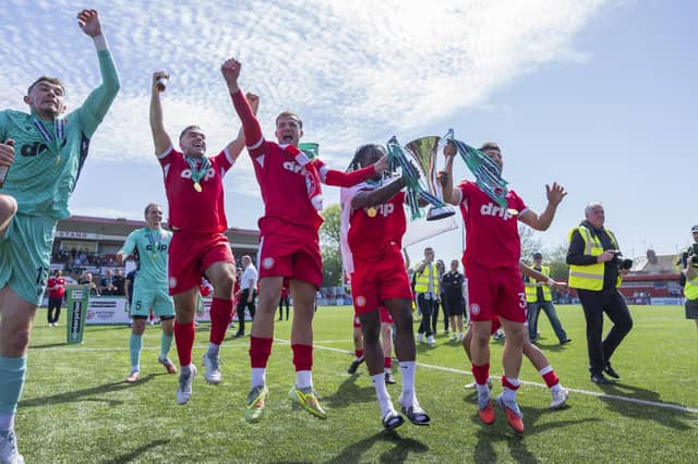 Worthing beat Ebbsfleet to clinch the National League South title