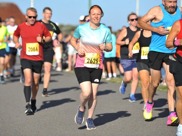 Littlehampton 10K 2026. HR26090601 Pic Hollie Robards/Iconic Media Group