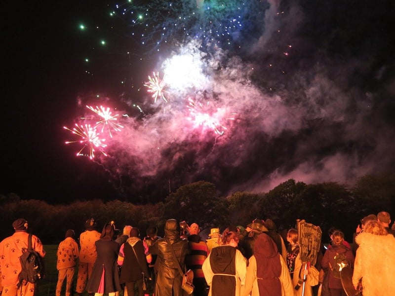 Ewhurst & Staplecross Bonfire 2023. Photo by Andrew Clifton.