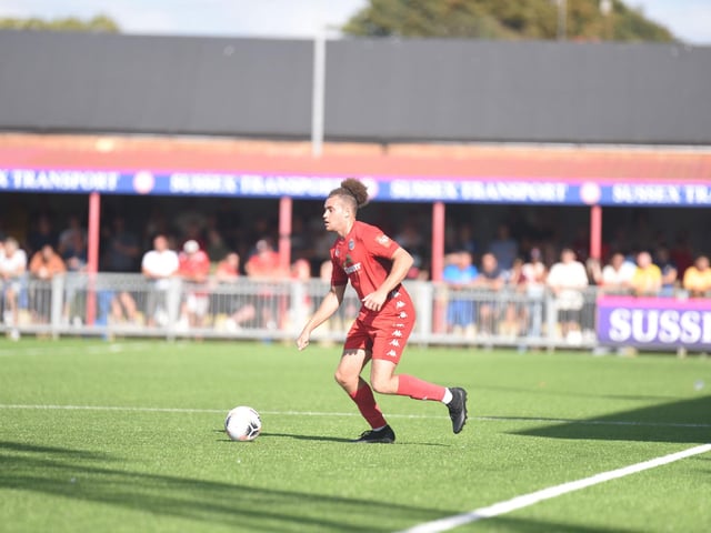Images from Worthing v Eastbourne Borough in National South