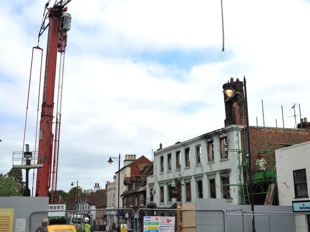 Scaffolding work has started on the Angel Inn in Midhurst. Pic S Robards SR2305311
