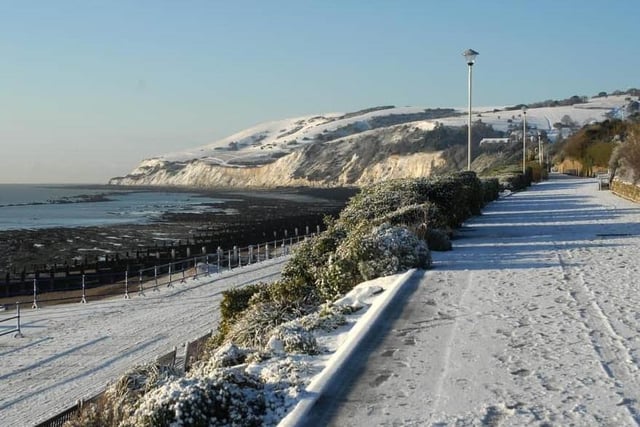 The promenades towards Holywell and Beachy Head in January, 2009.