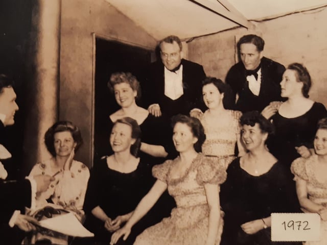 Littlehampton Musical Comedy Society in 1972