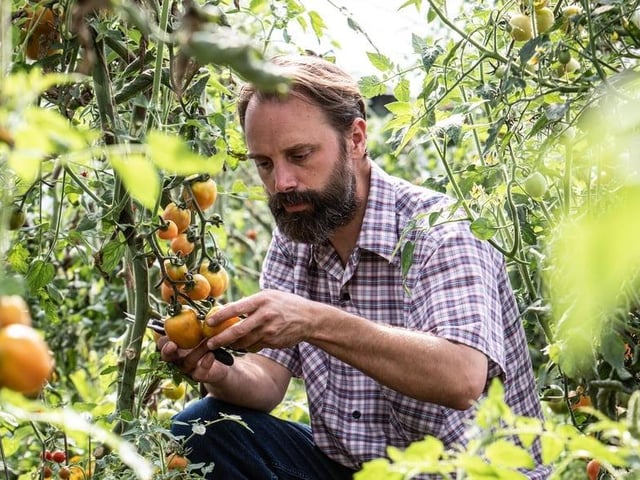 Head chef Brendan Eades focuses on field-to-fork dining in his exciting four-course menu.