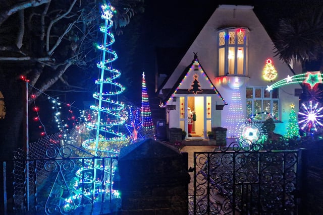 The house at 2 Offington Avenue has a wonderful display raising money for St Barnabas House hospice. The lights are switched on at 5pm and stay on until around 9.30pm.