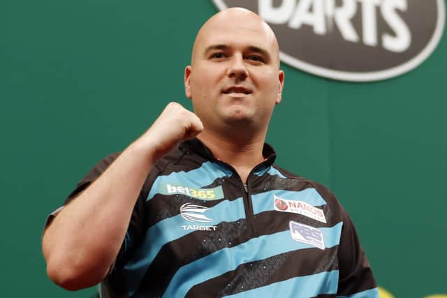 Rob Cross pictured at the 2023 bet365 U.S. Dart Masters at Madison Square Garden (Photo by Sarah Stier/Getty Images)