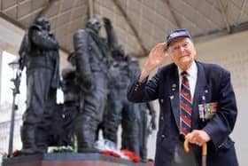 WW2 veteran George Dunn at the Bomber Command Memorial