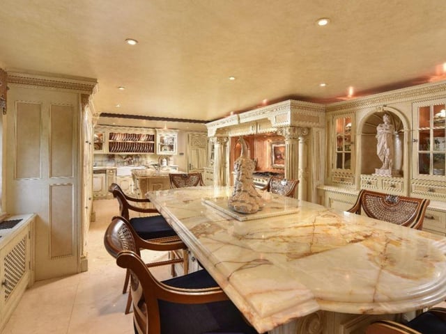 The magnificent kitchen/breakfast room