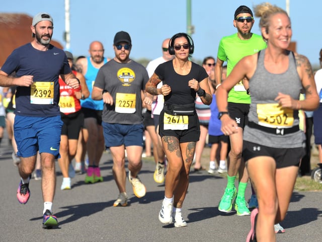 Littlehampton 10K 2026. HR26090601 Pic Hollie Robards/Iconic Media Group