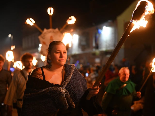 Hailsham Bonfire Procession 2026 (Photo by Jon Rigby)