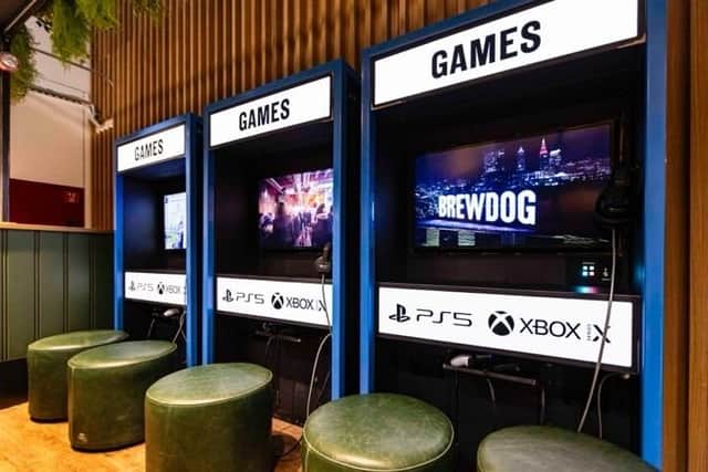 The bar features Zoom rooms for those last-minute calls, a photobooth, and a game-zone kitted out with an Xbox and PlayStation to help pass the time in the departures lounge